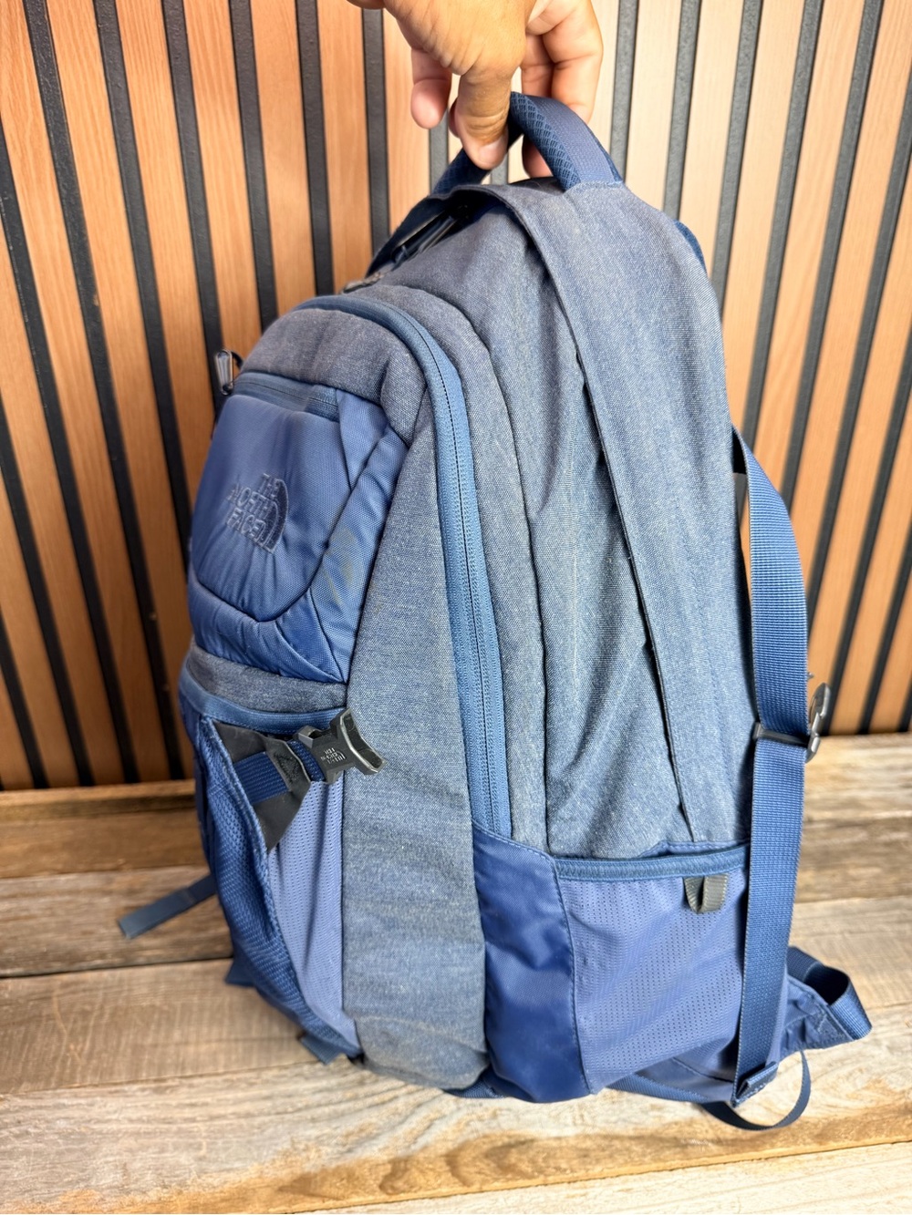 The North Face Recon Backpack - Picture 3 of 10